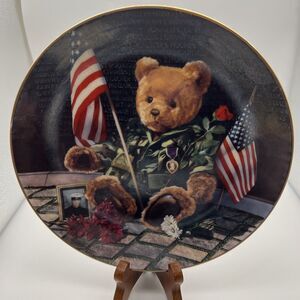 PVA The Gift Of Love, Don Patterson Collector Plate, Bear Purple Heart